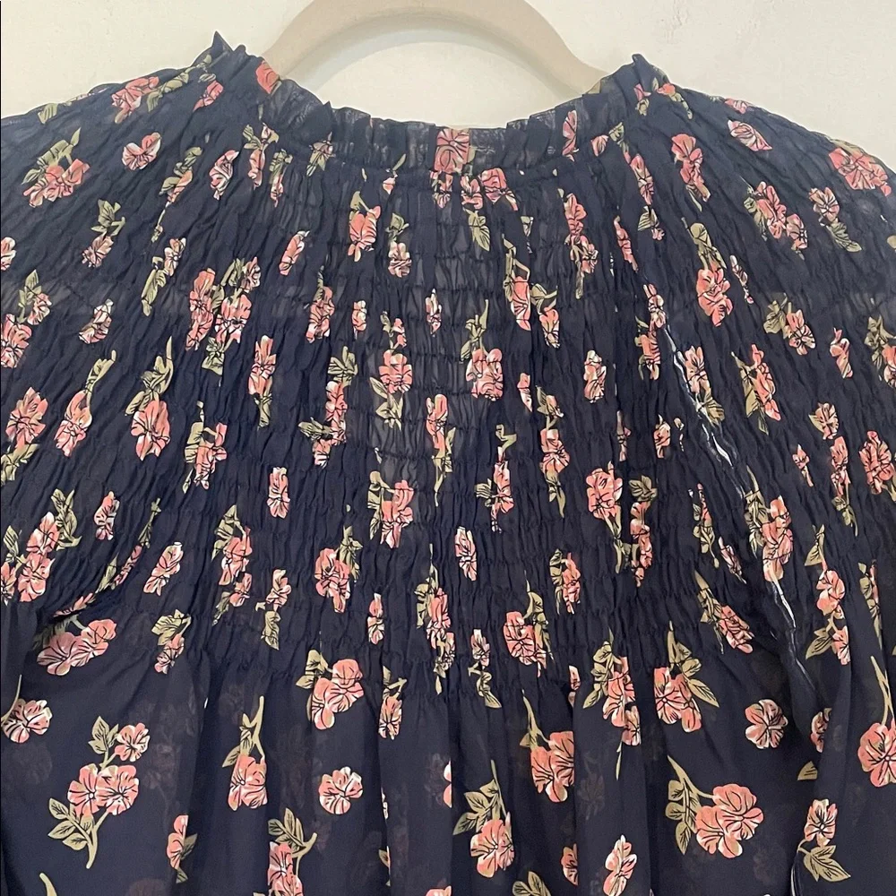 Passport Navy Floral Sheer Blouse Medium - Picture 6 of 8